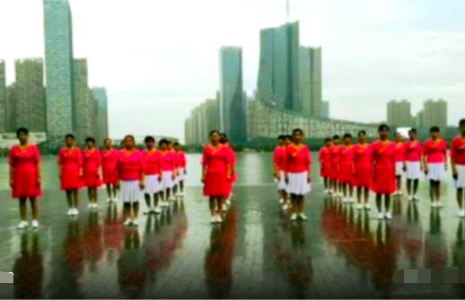 合肥庆庆广场舞《三笑》团队表演16步 背面演示及分解教学 编舞庆庆