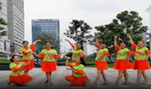 广州南站舞动人生广场舞《酒醉的蝴蝶》网红歌曲 演示和分解动作教学