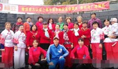 上海香何花广场舞《一路惊喜》摆胯舞 演示和分解动作教学 编舞香何花