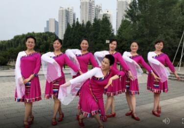 沭河清秋广场舞《神奇的布达拉》原创藏族健身舞 背面演示及分解教学