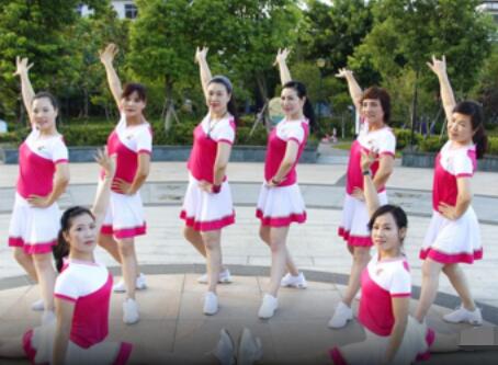 温州燕子广场舞《跟我你不配》第二套全民健身操 背面演示及分解教学
