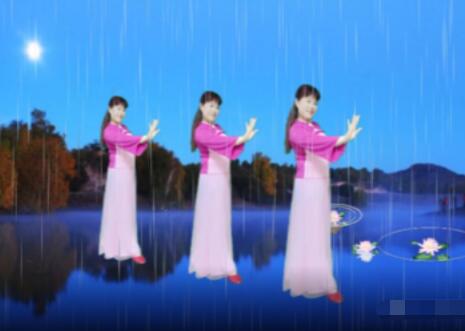 子青广场舞《多情的雨夜更想你》美醉了看一眼就会跳 背面演示及分解教学