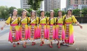湖北玉米广场舞《我们好好爱》优美的藏族舞 演示和分解动作教学 编舞玉米