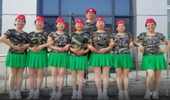 滨海多来米广场舞《拉萨夜雨》原创水兵舞 演示和分解动作教学 编舞多来米