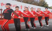 上海伟伟广场舞《人生何处不相逢》火爆网红流行舞 演示和分解动作教学