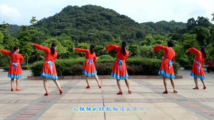 广州飘雪广场舞多情的萨日朗 演示和分解动作教学 编舞飘雪