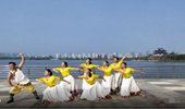应子广场舞《穿行》藏族舞 演示和分解动作教学 编舞应子