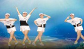 炫舞馨儿广场舞《小苹果》不变的经典32步好看好学 演示和分解动作教学