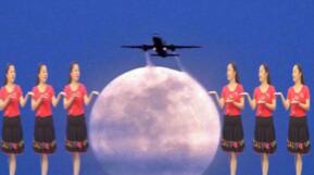 吴惠庆广场舞《十五的月亮》32步舞 背面演示及分解教学 编舞吴惠庆