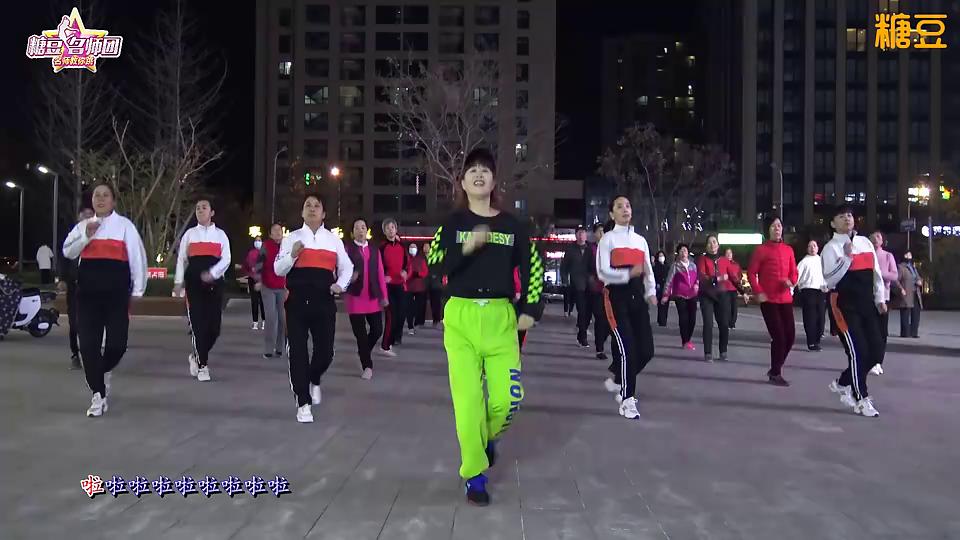 子青舞队《2035去台湾》好看简易舞步男女老少都能跳