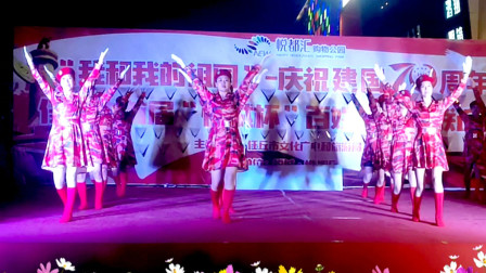 阿采原创广场舞假期健身舞《中国范儿》就是这个范儿跳出正能量