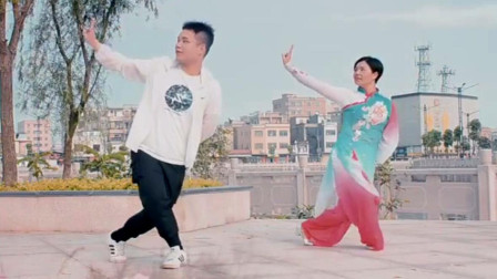 漓江飞舞广场舞《情人恰恰》原创双人对跳舞教学
