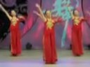 杨艺广场舞 2013最新集体舞 红红的日子